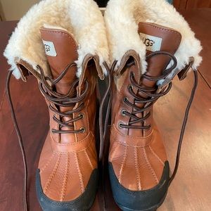 Size 10 UGG boots